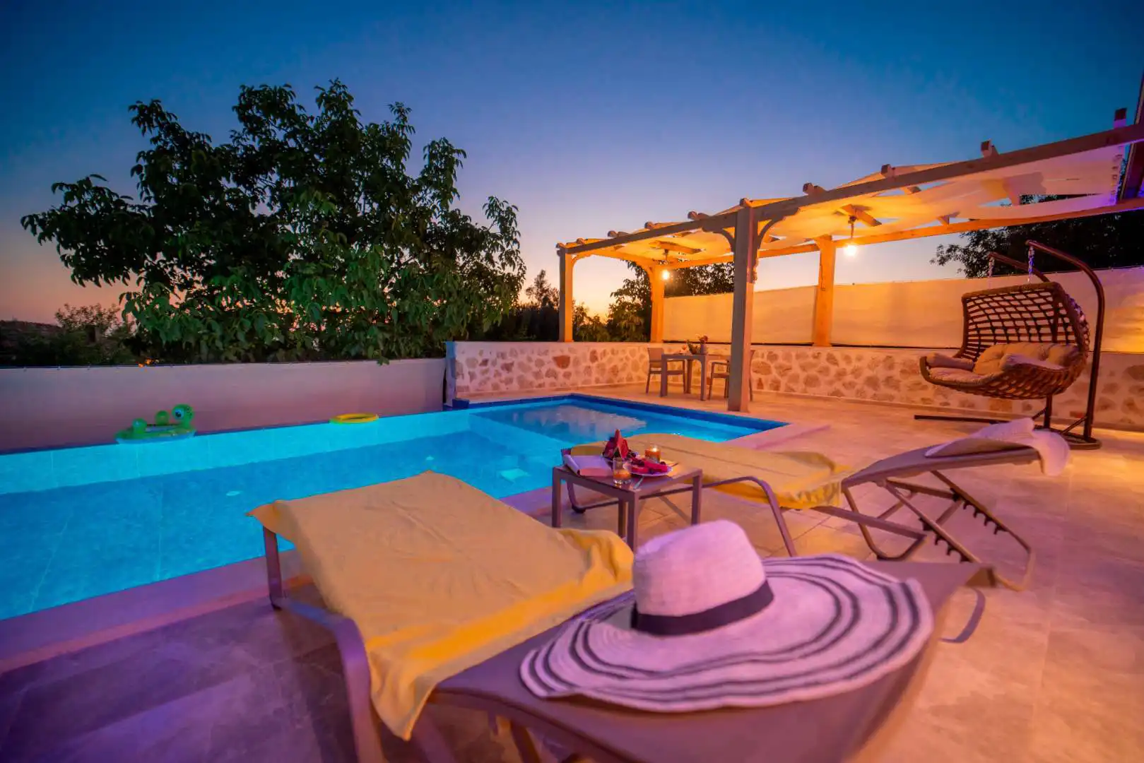 Villa Mercan Tas Üzümlü