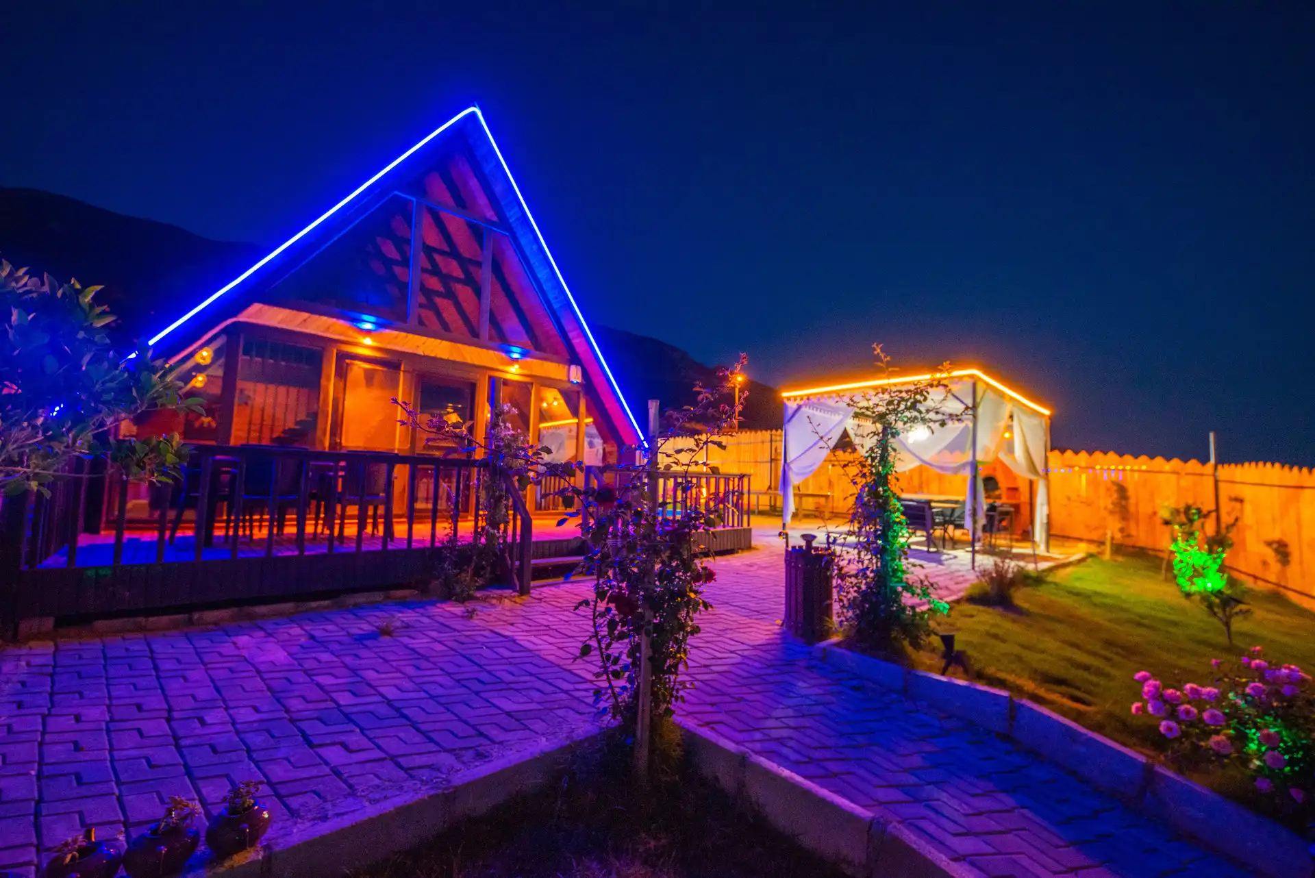 Villa City Of The Night - 4