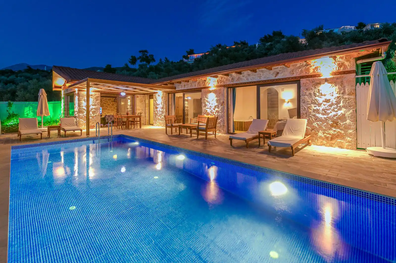 Villa Feslegen Üzümlü