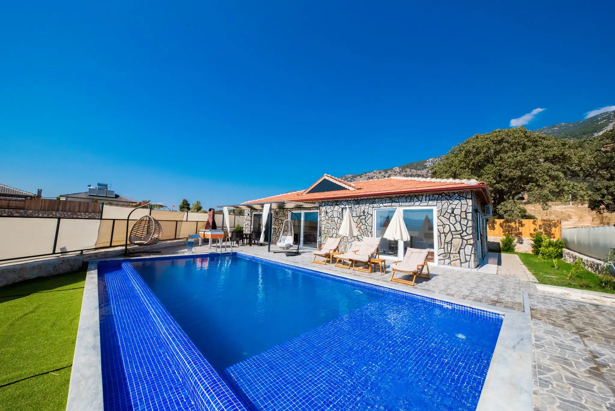 Villa City Of The Night Tas Ev