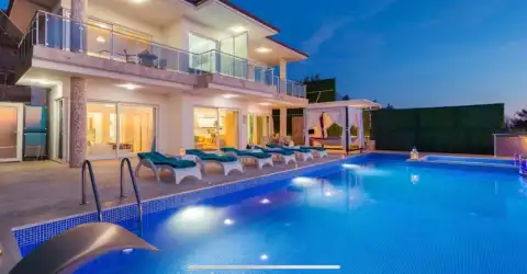 Villa Alvin