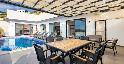 Villa On