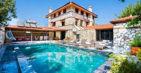 Villa Sah Bezirgan