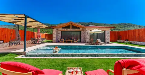 Villa Fidelya