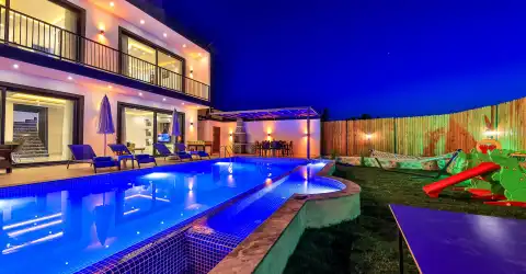Villa Paradise-1