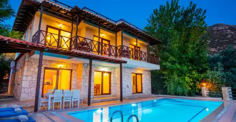 Villa Otantik