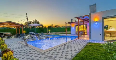 Villa Zenia