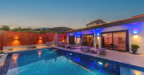 Villa İnziva Çavdır