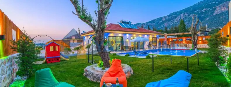 Villa Arius