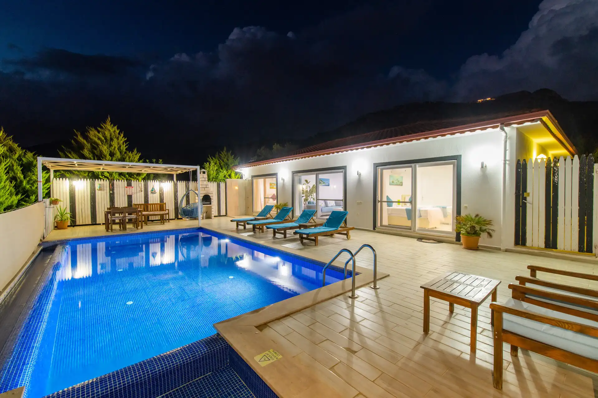 Villa Zeytin Üzümlü