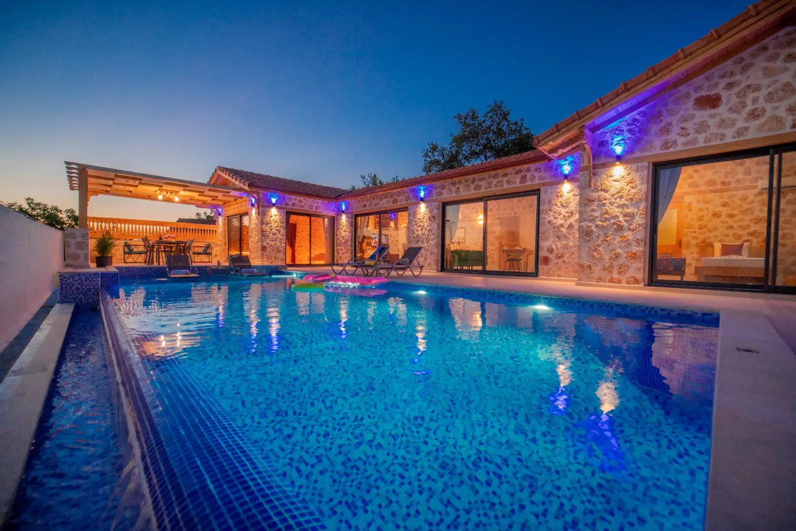 Villa Inci Üzümlü