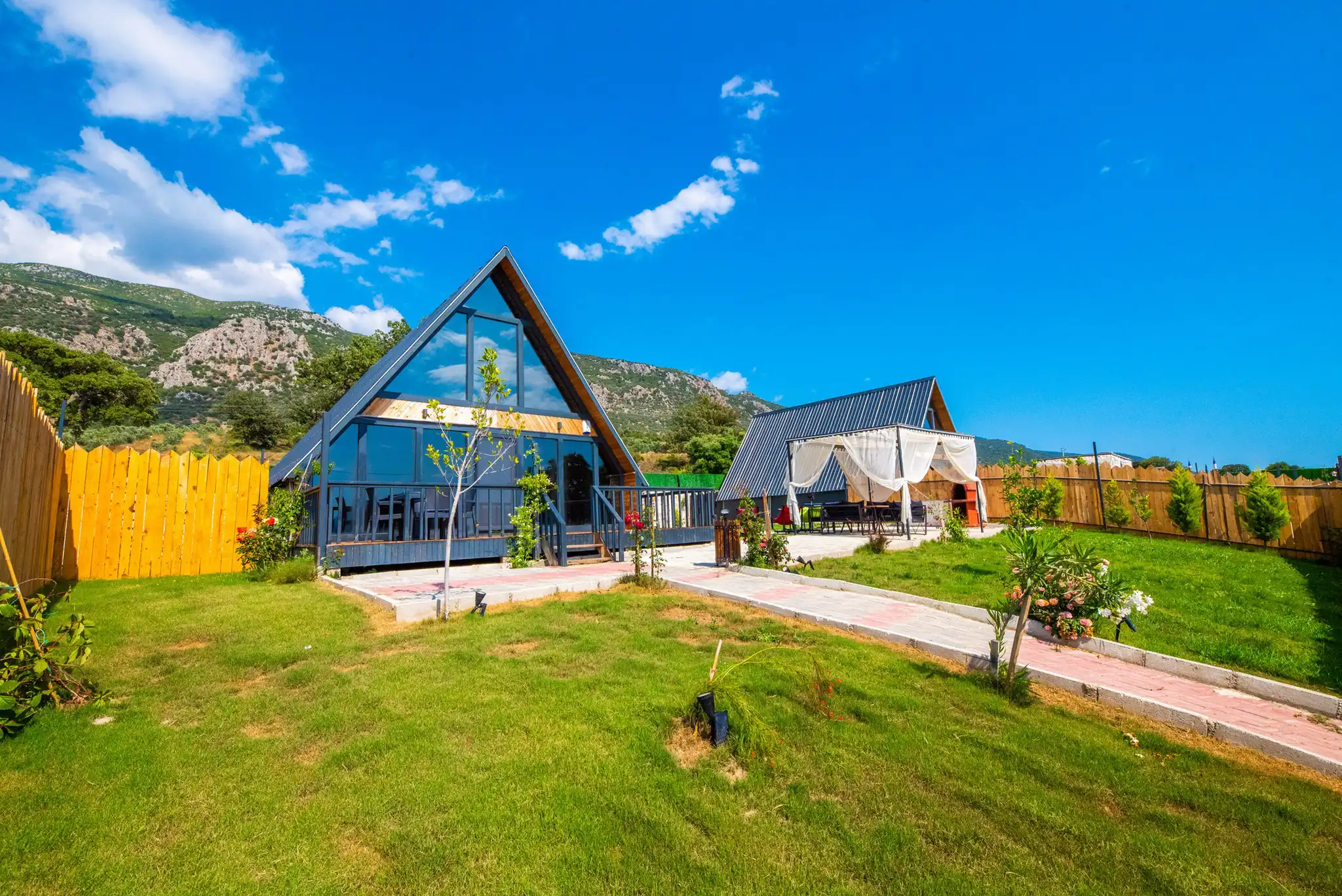 Villa City Of The Night -3