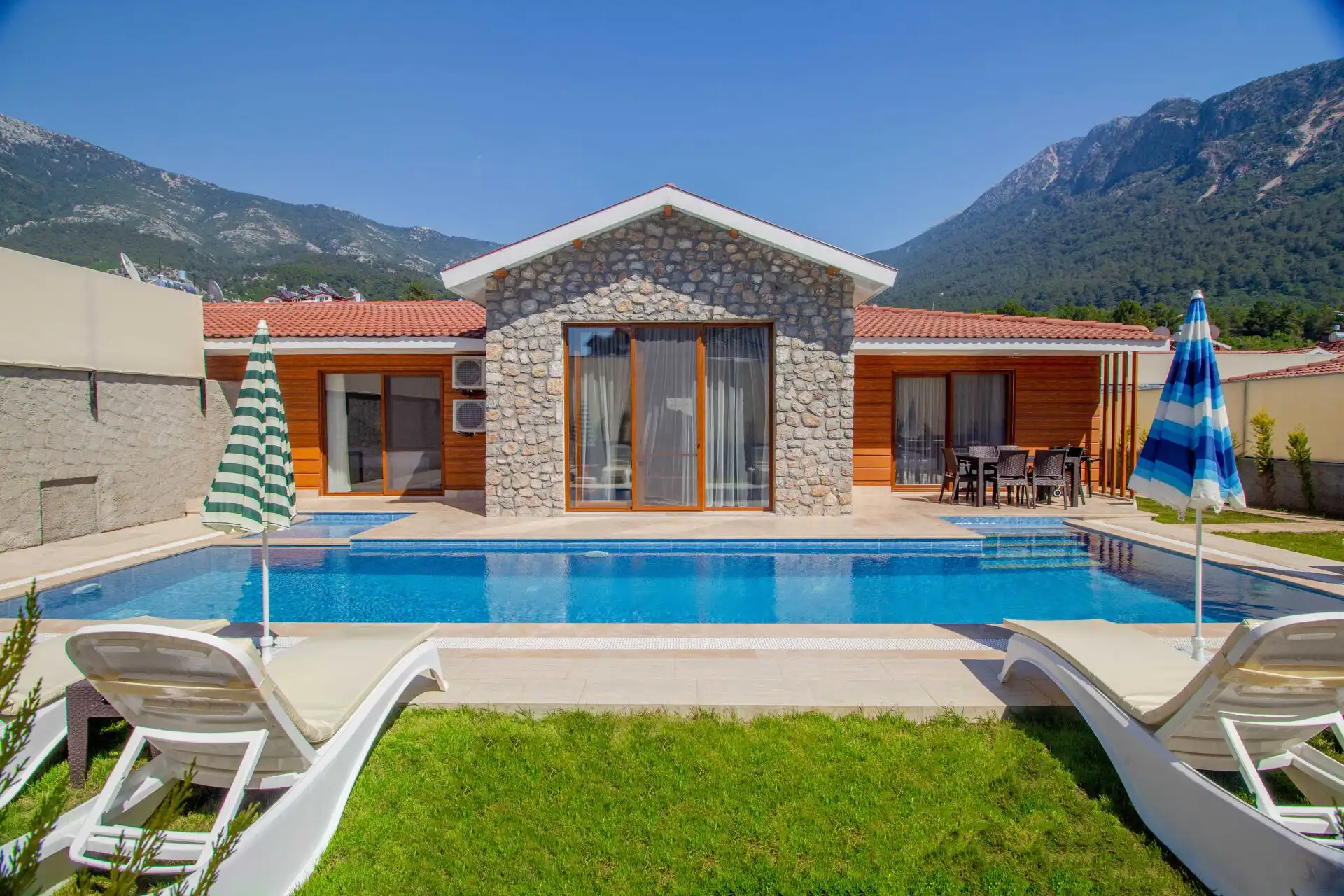 Villa Tlos-1