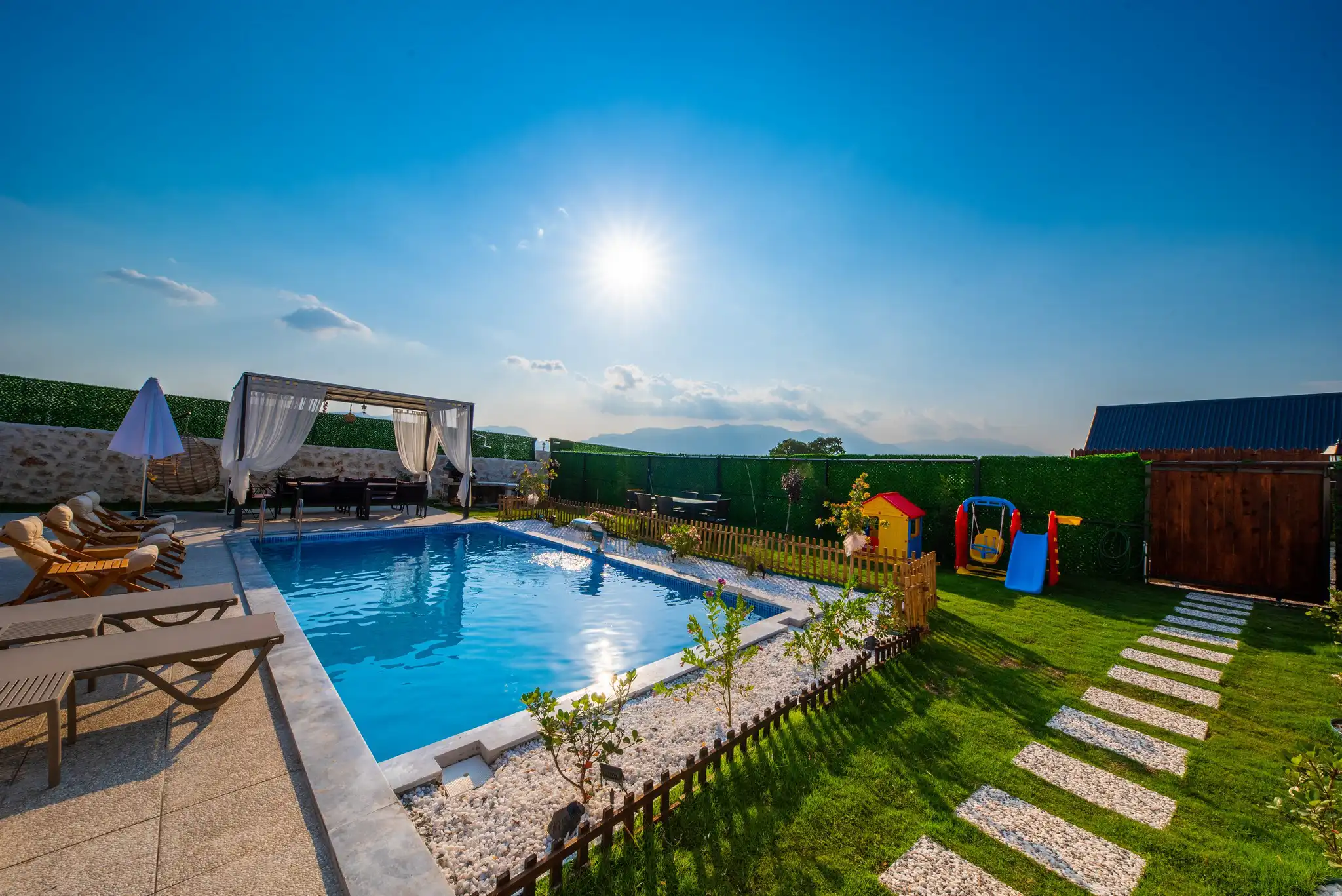 Villa City Of The Night Tas Ev-2