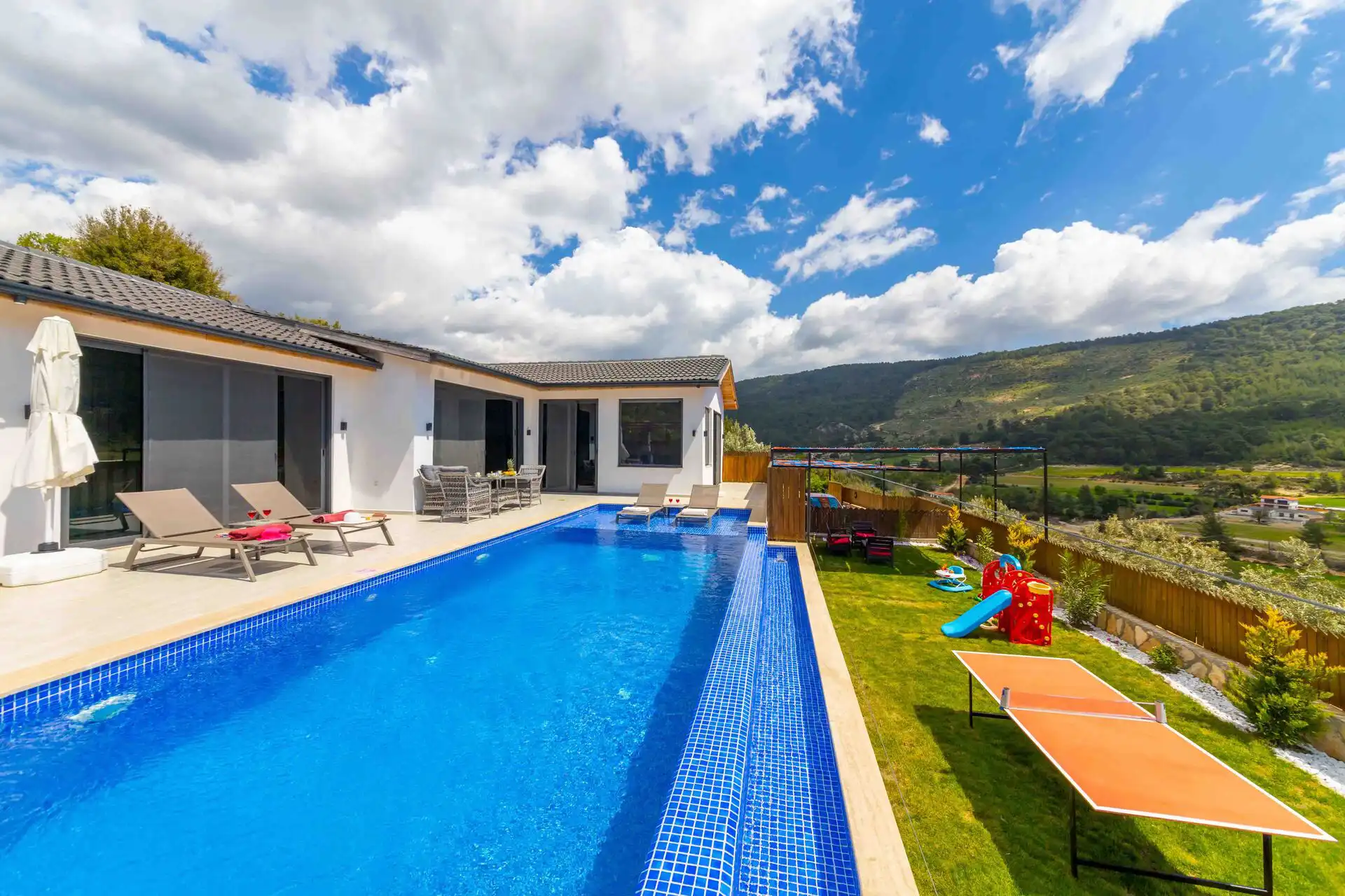 Villa Dolunay Hacıoğlan