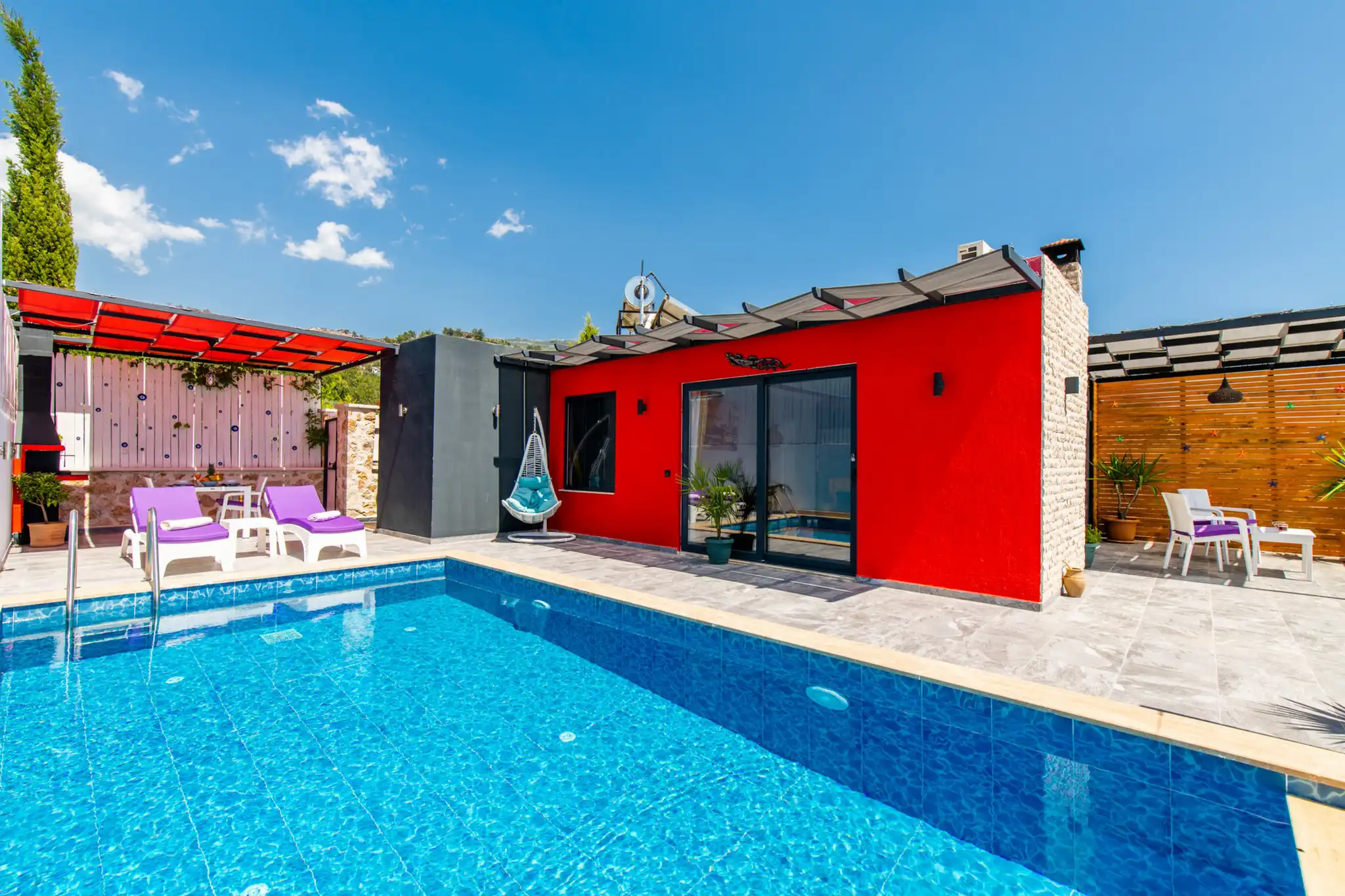 Villa Gece Üzümlü