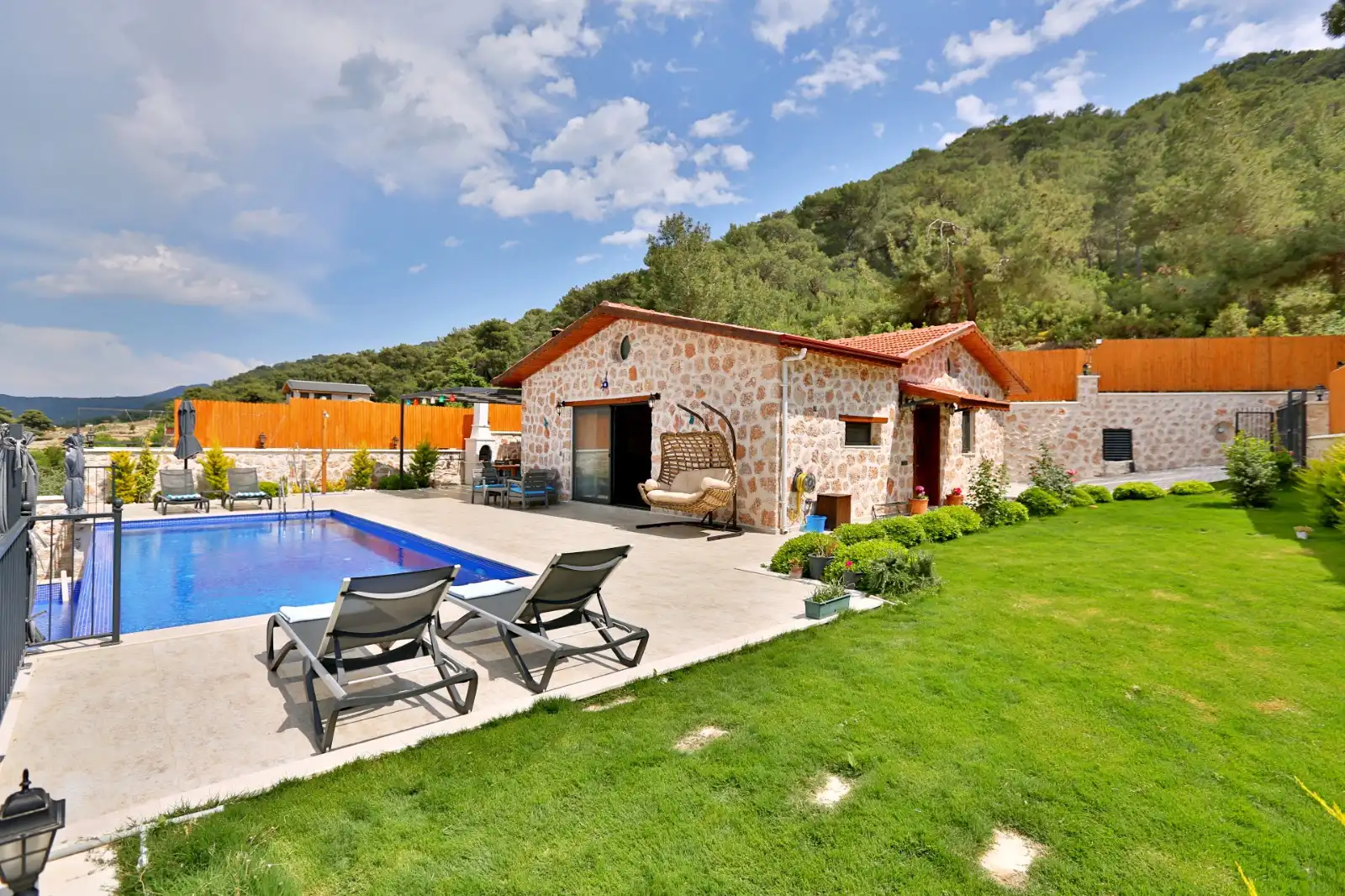 Villa Çamdibi Sarıbelen